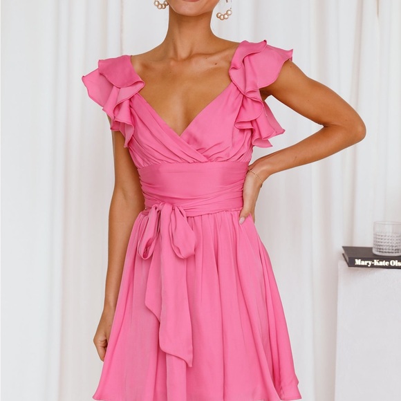Hello Molly WHEEL OF FORTUNE DRESS HOT PINK. Size 4 - Picture 3 of 7